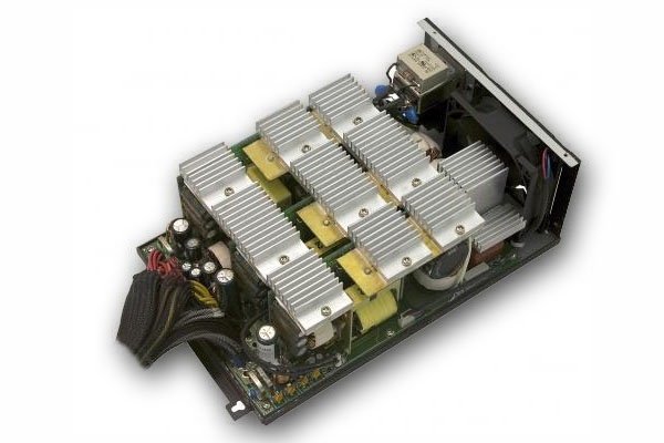 PC Power & Cooling Turbo-Cool 1KW-Quad SLI