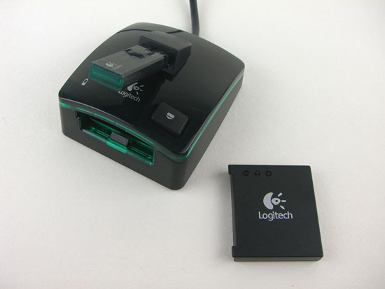 Logitech G7 Charging Station With Battery