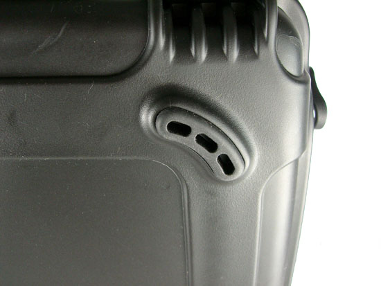 OtterBox 7030 underside rubber grips