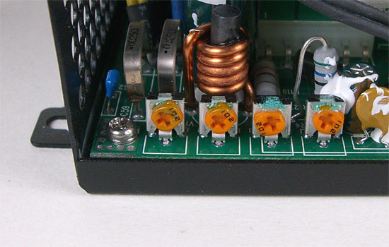 Turbo-Cool 1KW-Quad SLI Revealing Four Potentiometers